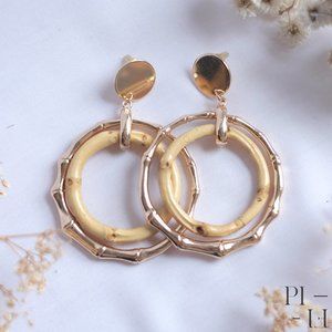 NWOT Golden earrings hoops bamboo like textured